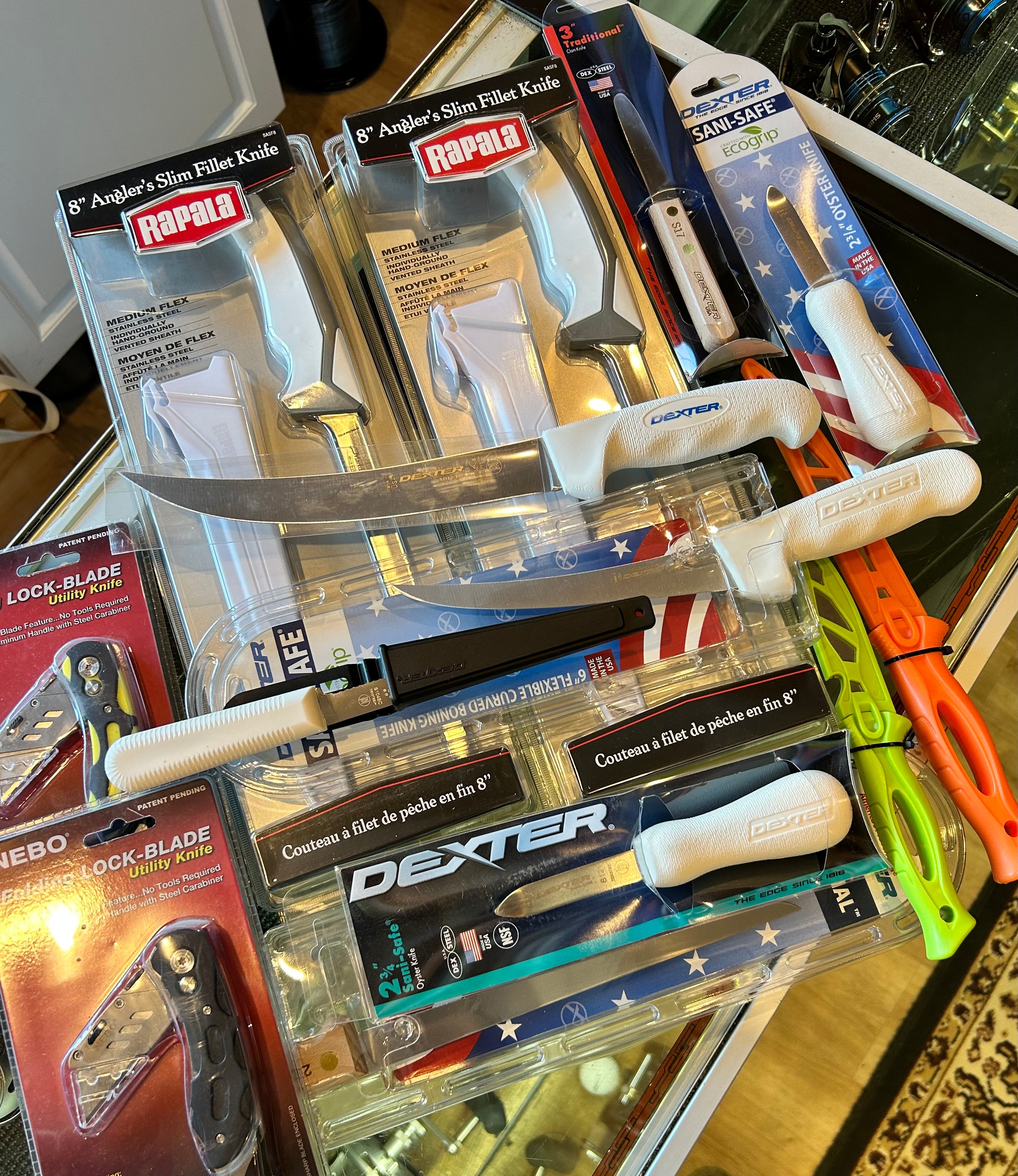 Fishing Knives Cut Through Fish with the Best Fishing Knives