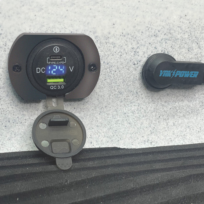 Yak-Power Dual USB-C and USB QC3.0 Fast Charging Port with Voltmeter